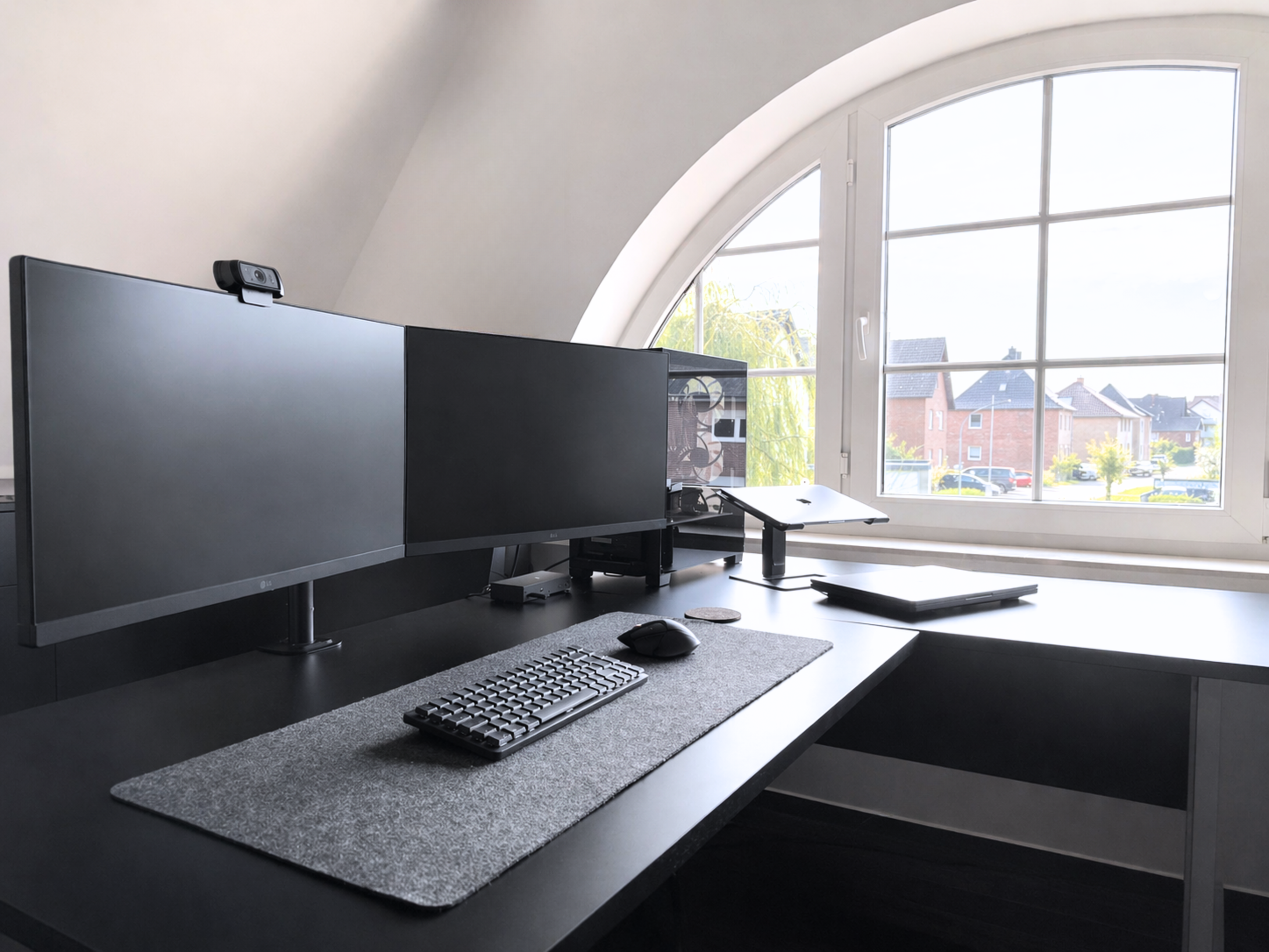 Helle und moderne Arbeitsumgebung